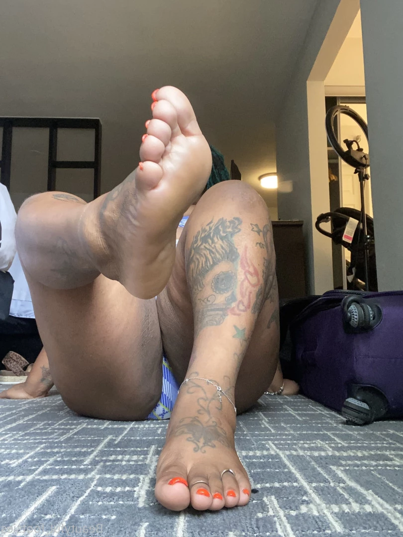 beautyful_footsies [ bfootsies ] Onlyfans leaked photo 6438503 on Hotleaks.tv