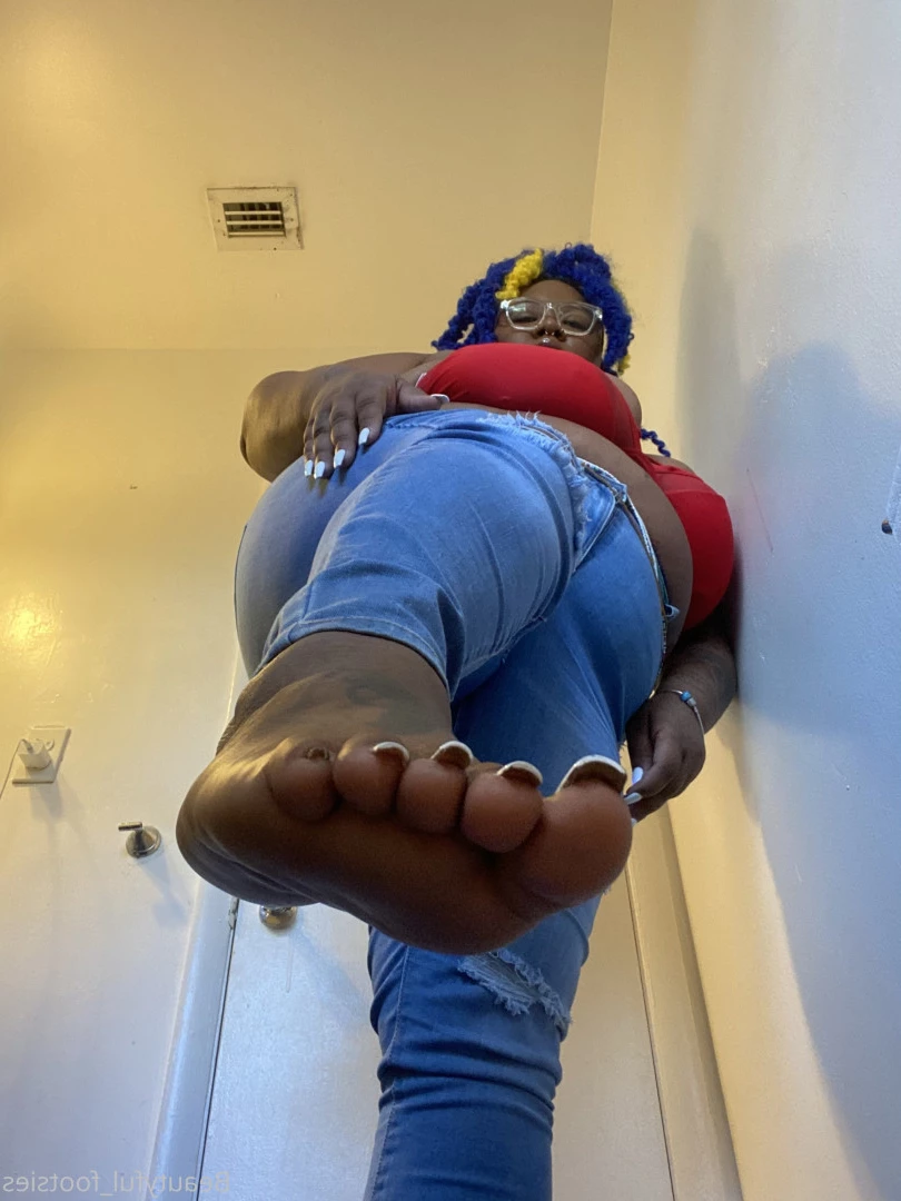 beautyful_footsies [ bfootsies ] Onlyfans leaked photo 6440617 on Hotleaks.tv