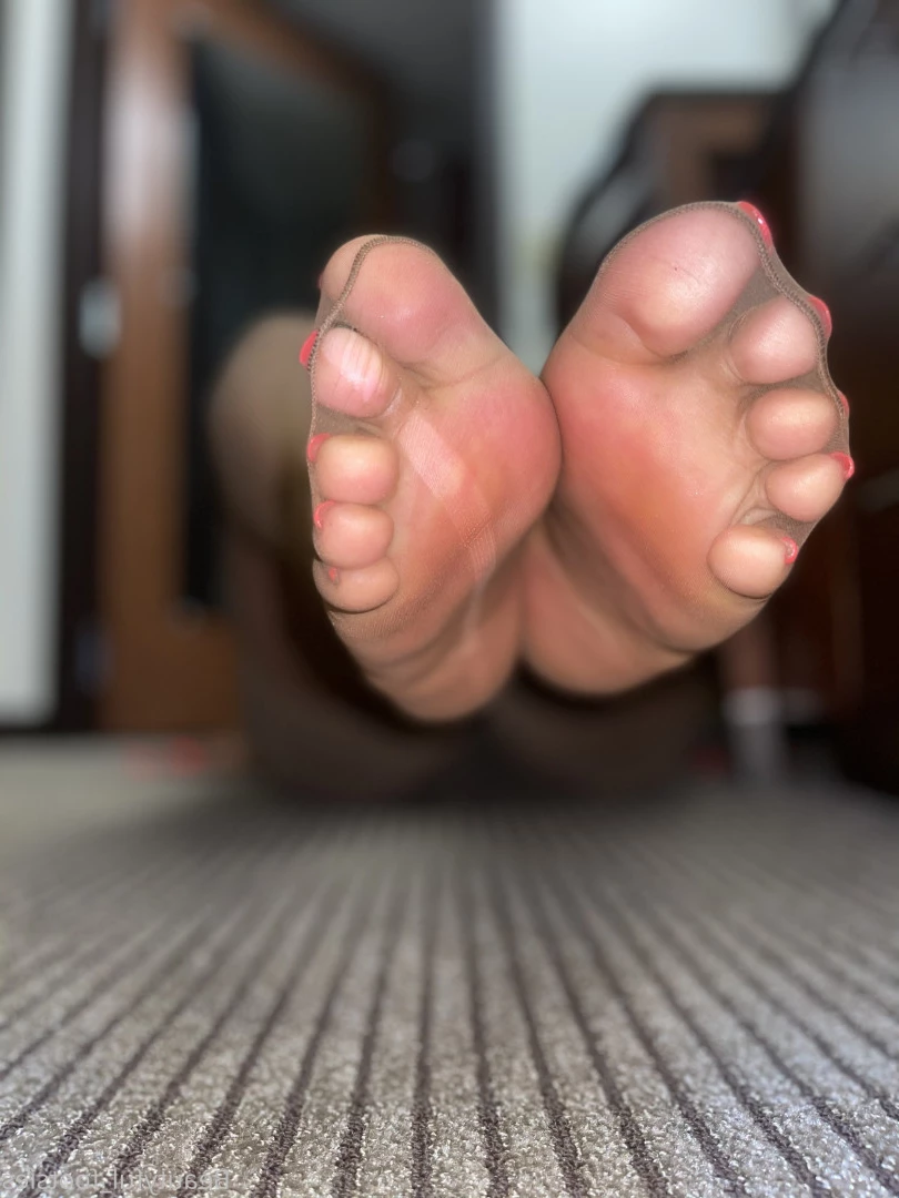 beautyful_footsies [ bfootsies ] Onlyfans leaked photo 6440663 on Hotleaks.tv