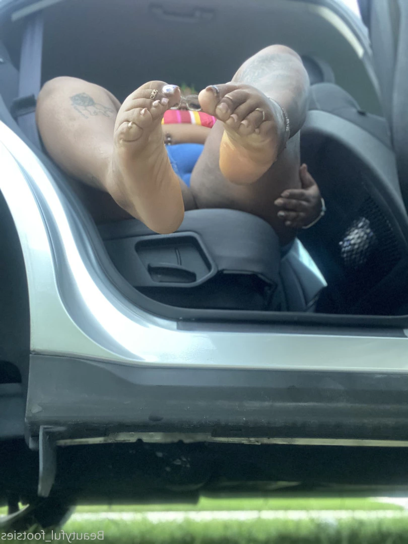 beautyful_footsies [ bfootsies ] Onlyfans leaked photo 6441835 on Hotleaks.tv