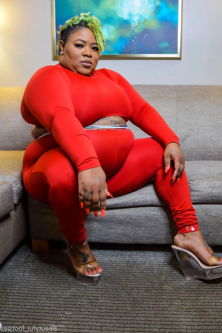 beautyful_footsies [ bfootsies ] Onlyfans leaked photo 6444115 on Hotleaks.tv