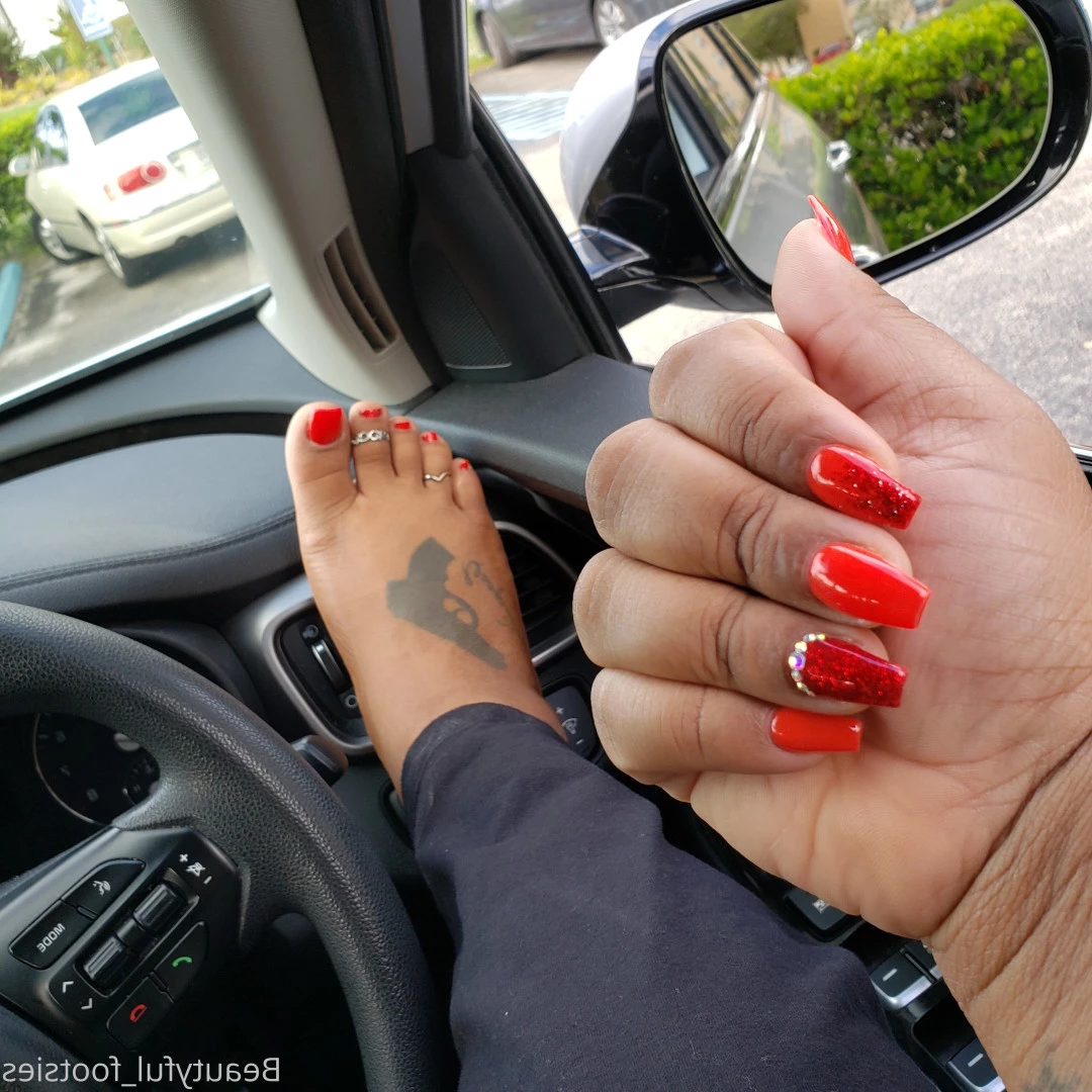 beautyful_footsies [ bfootsies ] Onlyfans leaked photo 6444286 on Hotleaks.tv