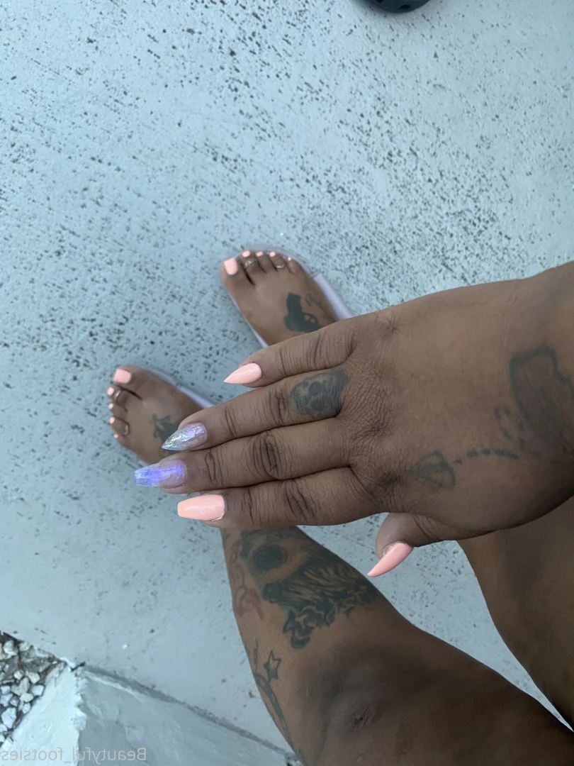 beautyful_footsies [ bfootsies ] Onlyfans leaked photo 6444617 on Hotleaks.tv