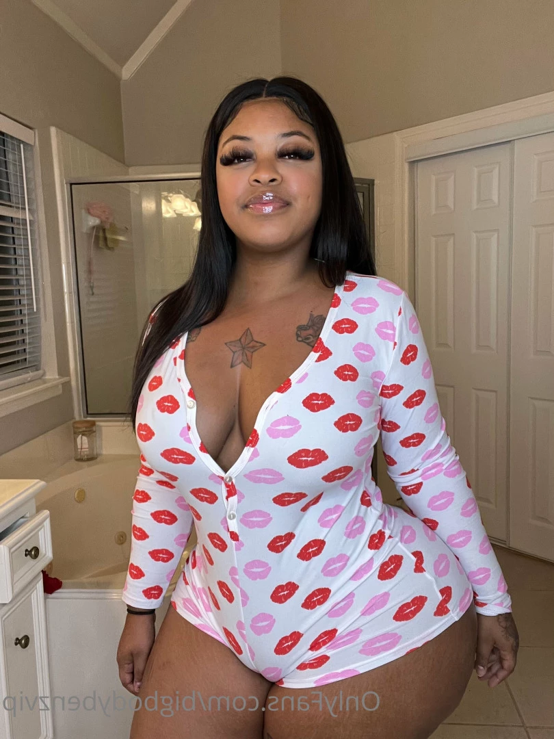 Your princess [ bigbodybenzvip ] Onlyfans leaked photo 9299773 on Hotleaks.tv
