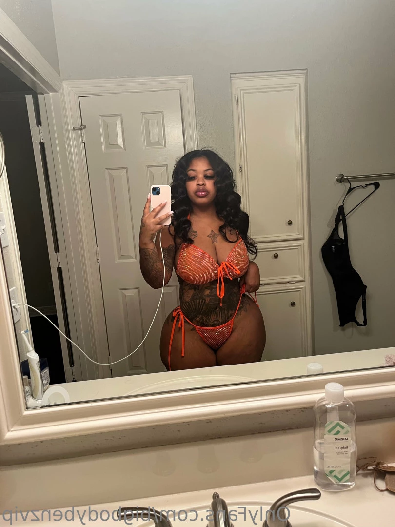 Your princess [ bigbodybenzvip ] Onlyfans leaked photo 9300069 on Hotleaks.tv