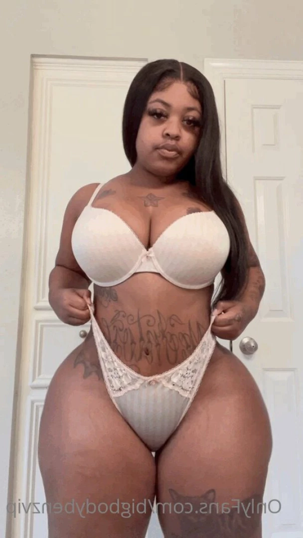 Your princess [ bigbodybenzvip ] Onlyfans leaked photo 9301741 on Hotleaks.tv