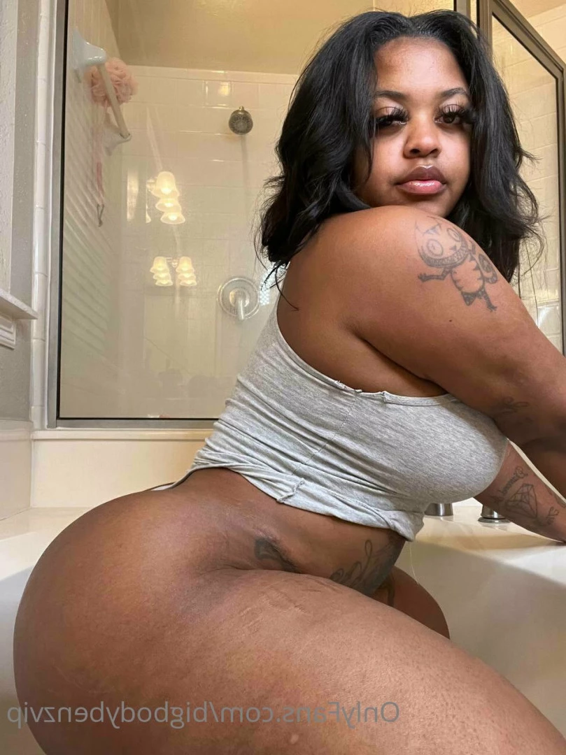 Your princess [ bigbodybenzvip ] Onlyfans leaked photo 9302186 on Hotleaks.tv