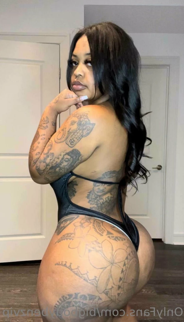 Your princess [ bigbodybenzvip ] Onlyfans leaked photo 9302802 on Hotleaks.tv