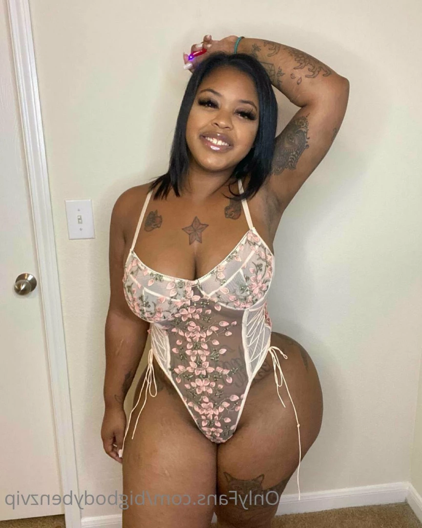 Your princess [ bigbodybenzvip ] Onlyfans leaked photo 9303184 on Hotleaks.tv
