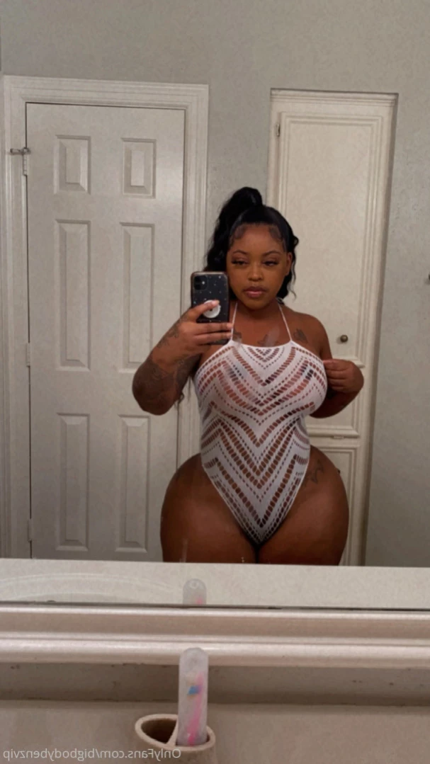 Your princess [ bigbodybenzvip ] Onlyfans leaked photo 11024392 on Hotleaks.tv