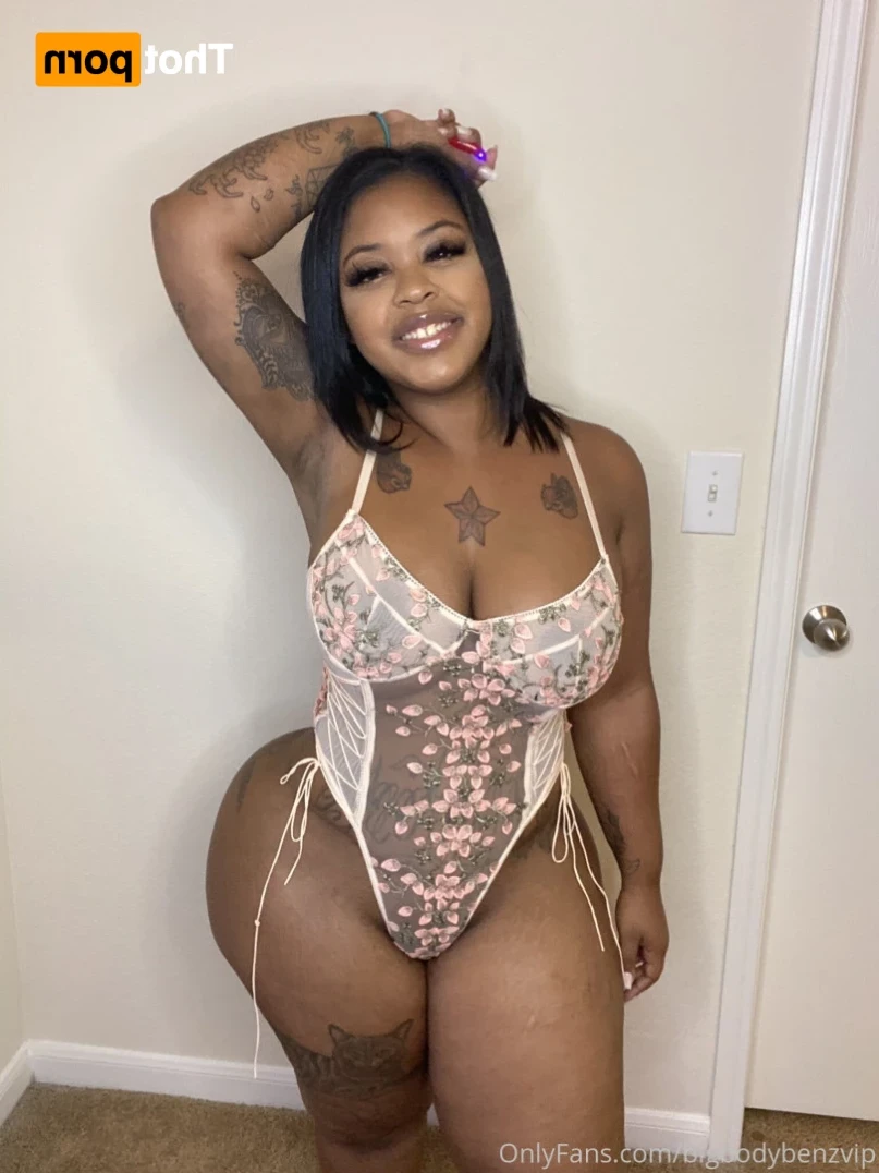 Your princess [ bigbodybenzvip ] Onlyfans leaked photo 16061126 on Hotleaks.tv