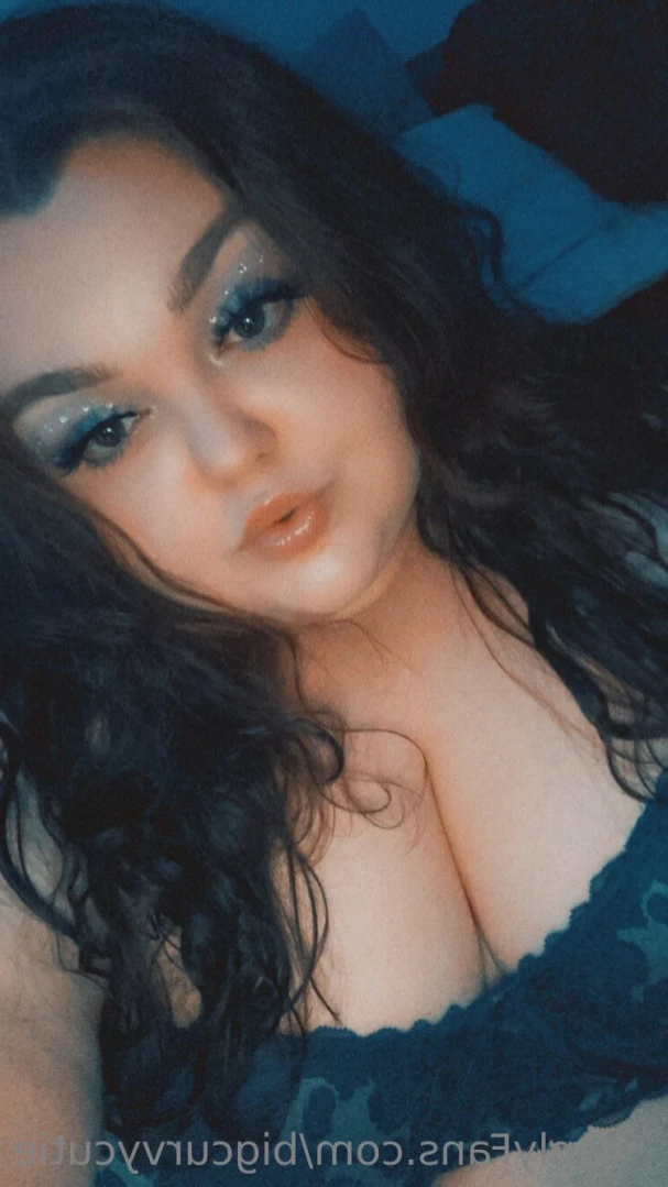 Emmie 🍒 [ bigcurvycutie ] Onlyfans leaked photo 16206481 on Hotleaks.tv