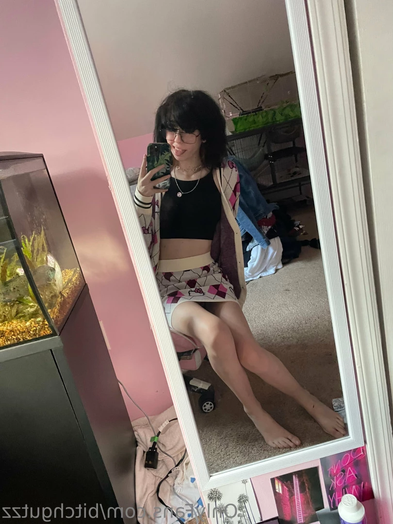 G [ bitchgutzz ] Onlyfans leaked photo 6709725 on Hotleaks.tv