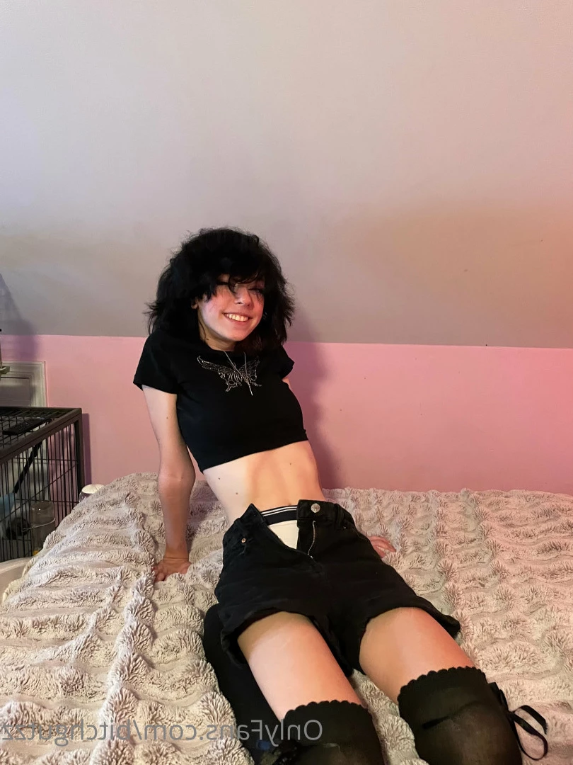 G [ bitchgutzz ] Onlyfans leaked photo 6709817 on Hotleaks.tv