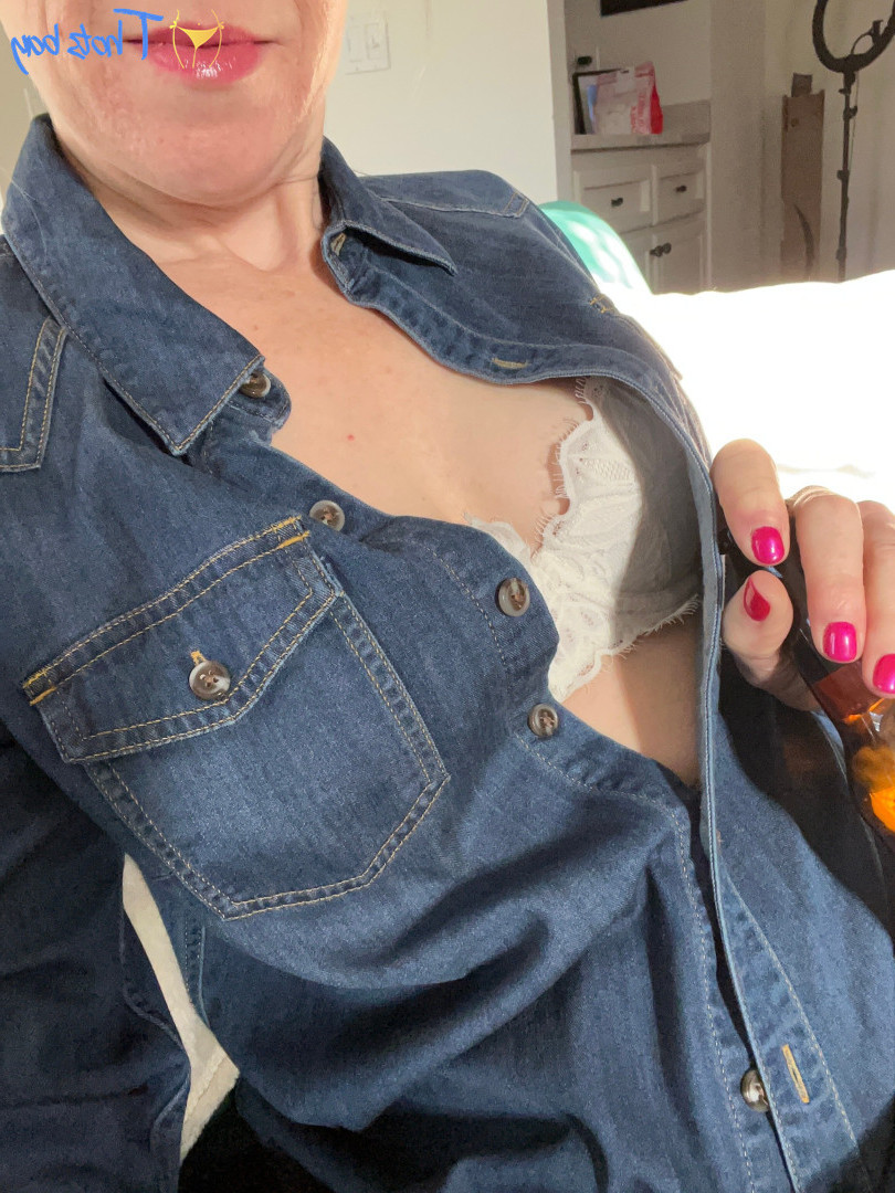 blondhotwife Onlyfans leaked photo 18437758 on Hotleaks.tv
