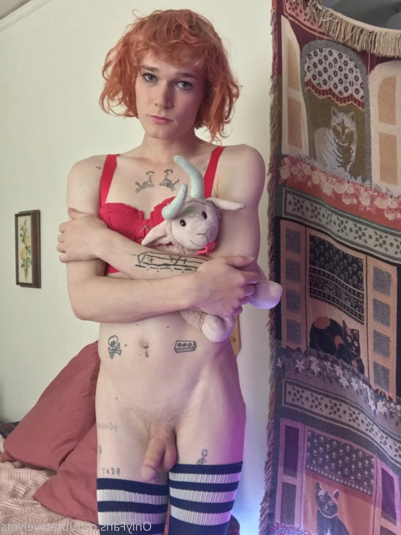 evelyn tumbles [ bratevelynts ] Onlyfans leaked photo 6462318 on Hotleaks.tv