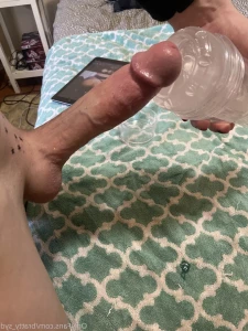 6431715