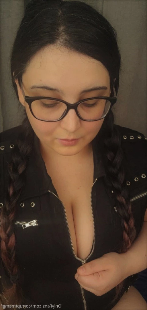 Violet 💕Breed your sis💦😏 [ breedviolet ] Onlyfans leaked photo 11050986 on Hotleaks.tv
