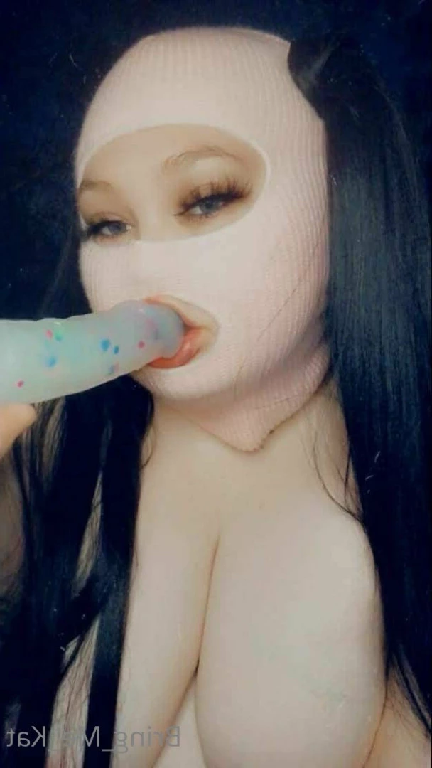 Kat 🌞 [ bring_me_kat ] Onlyfans leaked photo 7612361 on Hotleaks.tv