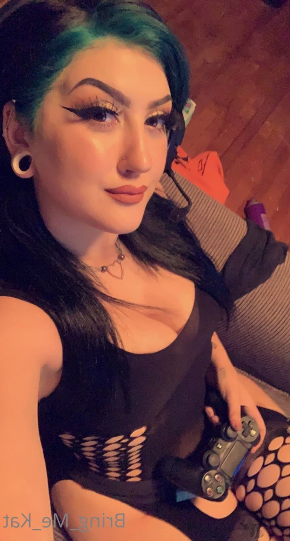 Kat 🌞 [ bring_me_kat ] Onlyfans leaked photo 7613133 on Hotleaks.tv