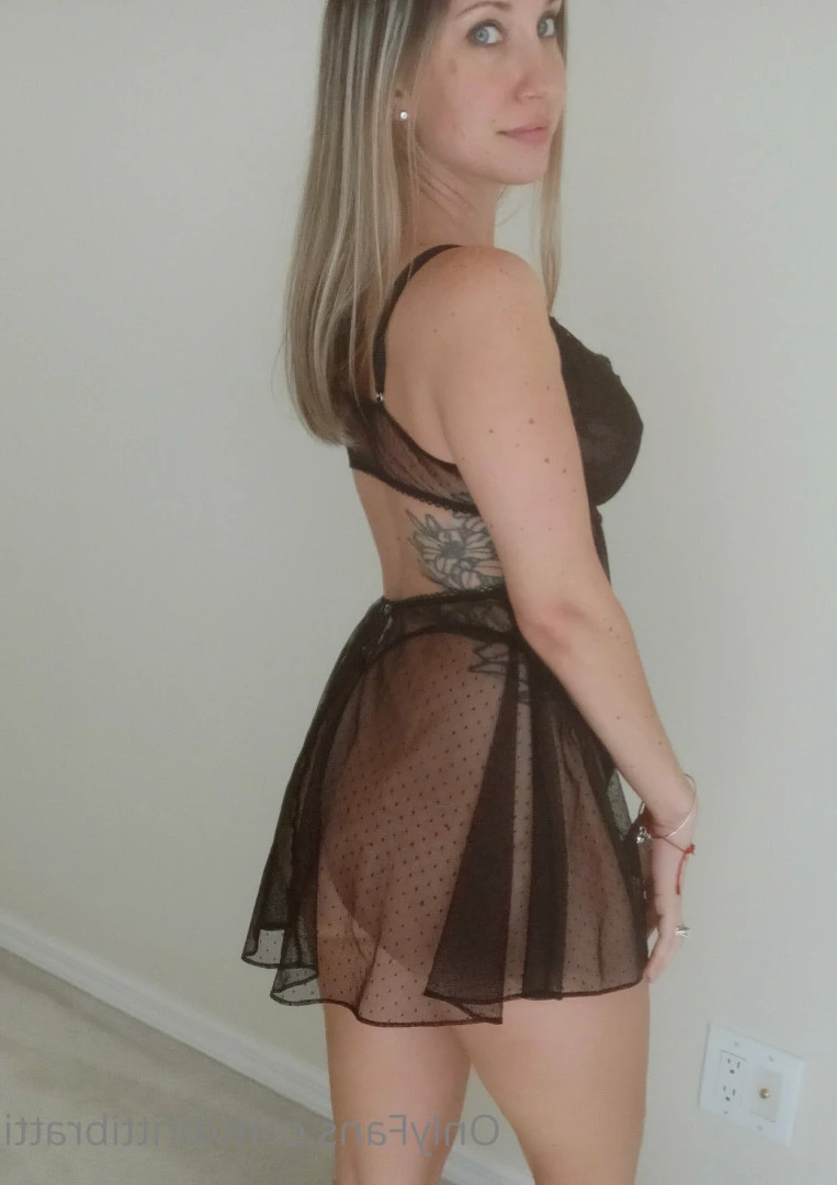 Brittany [ brittibratti ] Onlyfans leaked photo 7396662 on Hotleaks.tv