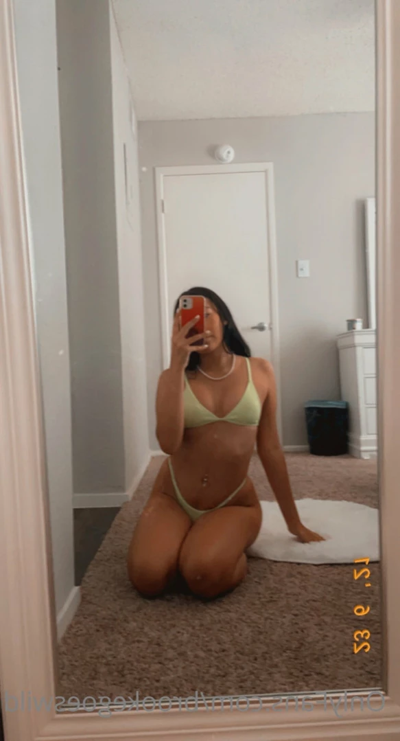 Brooke 🌈👸🏻 [ brookegoeswild ] Onlyfans leaked photo 12768183 on Hotleaks.tv