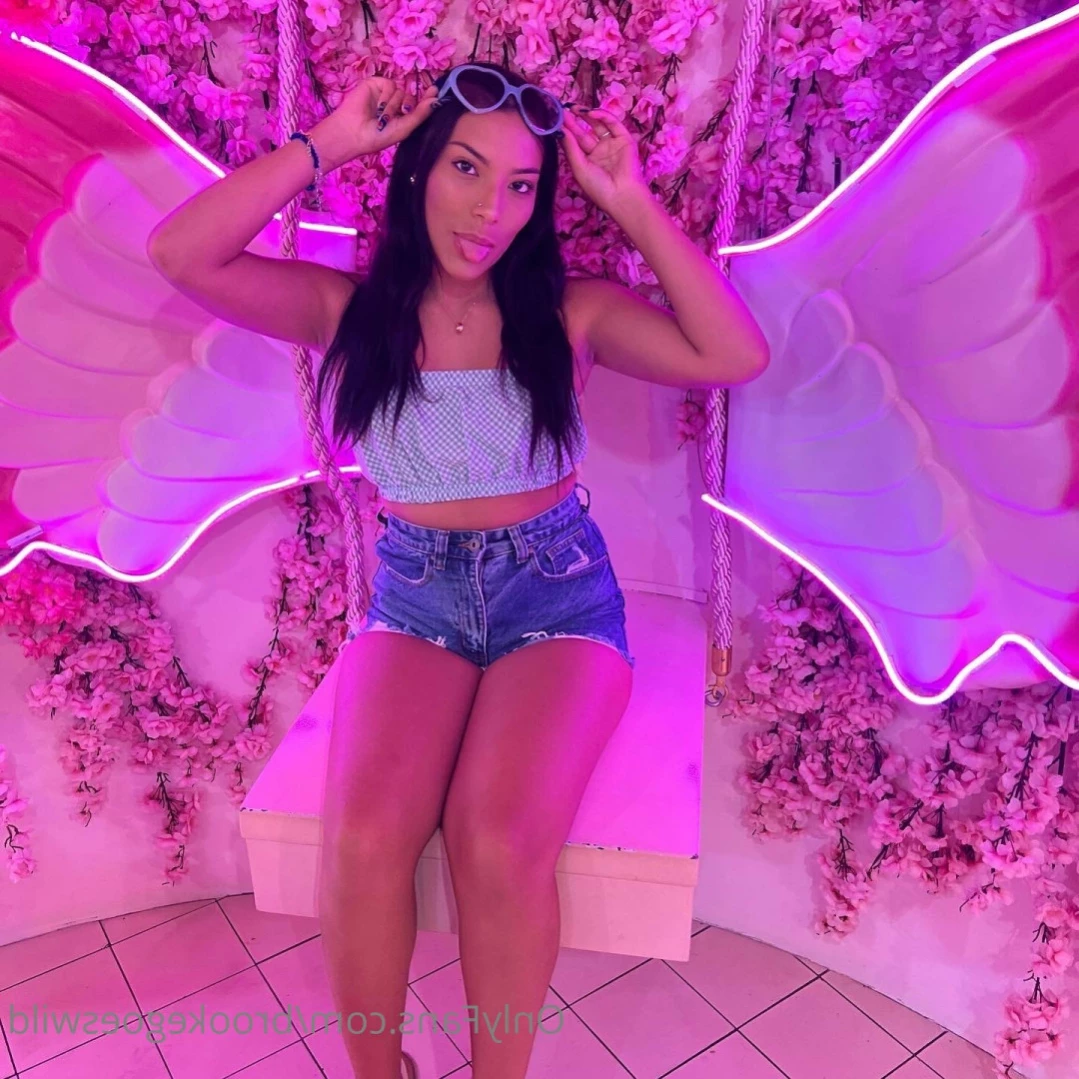 Brooke 🌈👸🏻 [ brookegoeswild ] Onlyfans leaked photo 15402991 on Hotleaks.tv