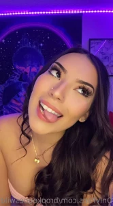 16044322
