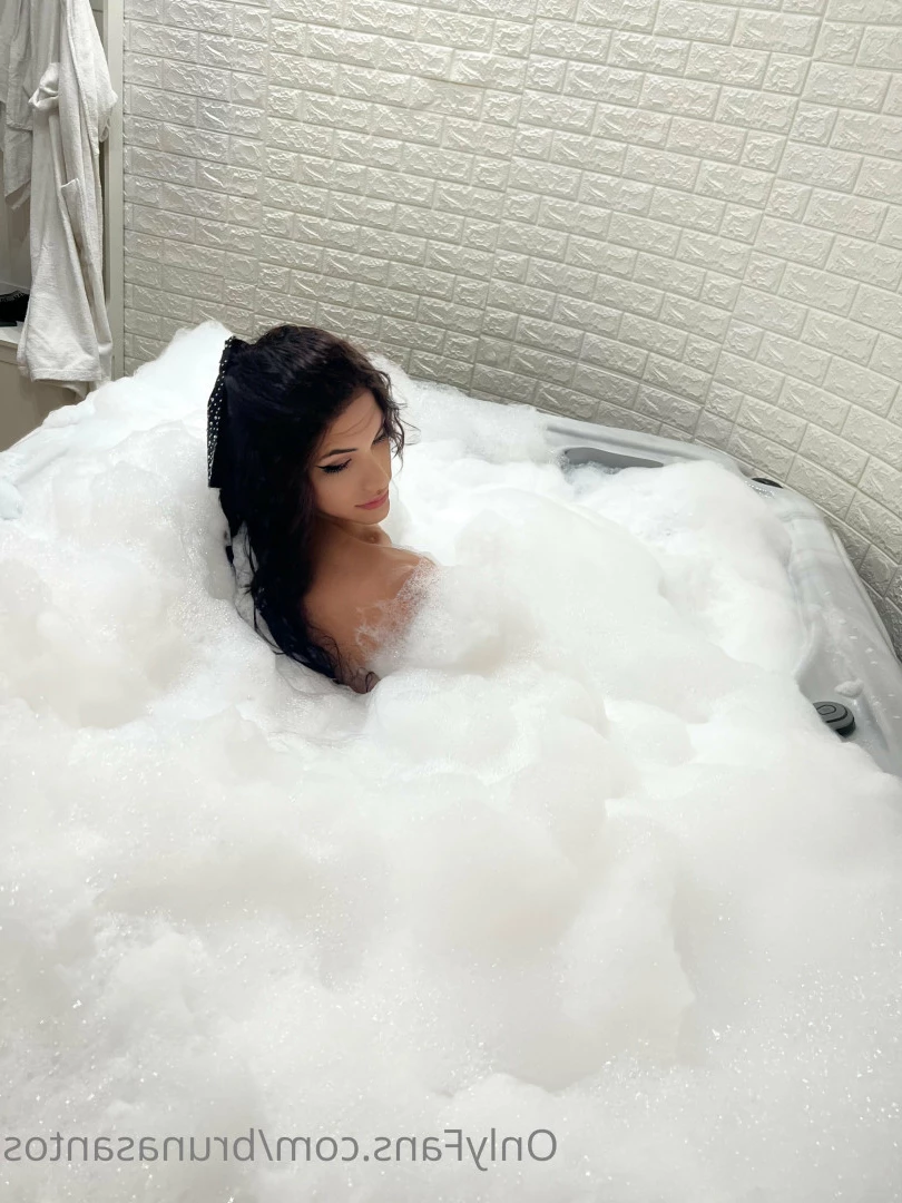 Bruna Santos [ brunasantos ] Onlyfans leaked photo 6456809 on Hotleaks.tv