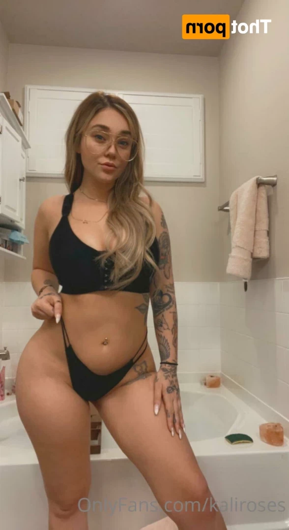 Kali Roses [ kaliroses ] Onlyfans leaked photo 11404433 on Hotleaks.tv