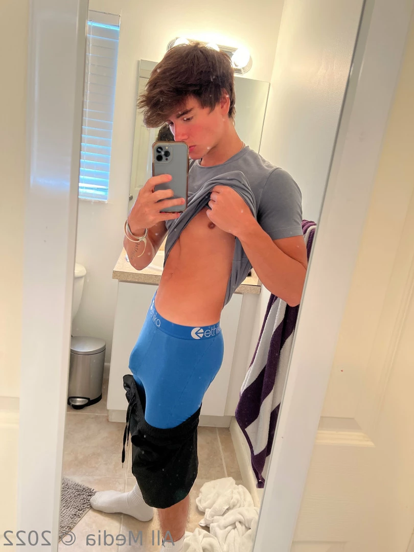 Caleb Still Satisfies 😏😈 [ calebstillsatisfies ] Onlyfans leaked photo 7635647 on Hotleaks.tv