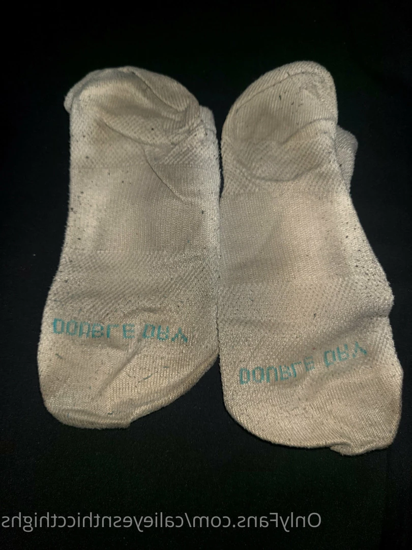 Em's Feet/Socks [ calieyesnthiccthighs ] Onlyfans leaked photo 6454126 on Hotleaks.tv