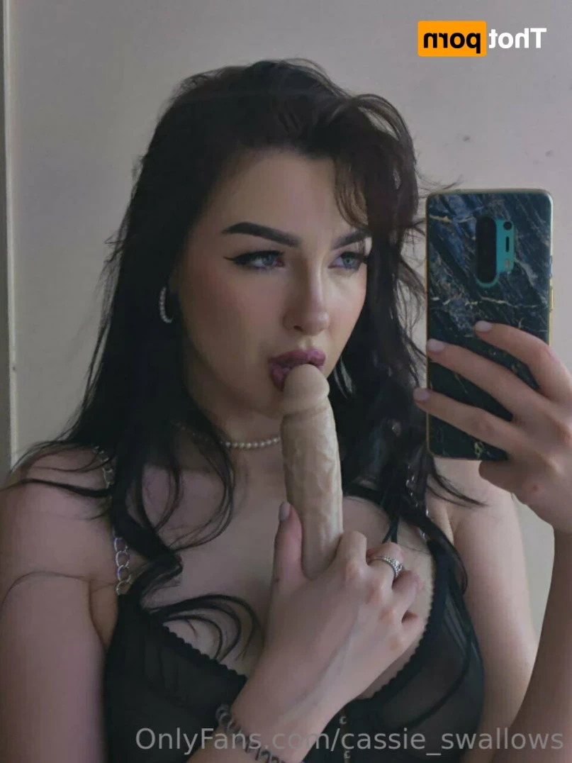 cassie_swallows Onlyfans leaked photo 11600308 on Hotleaks.tv