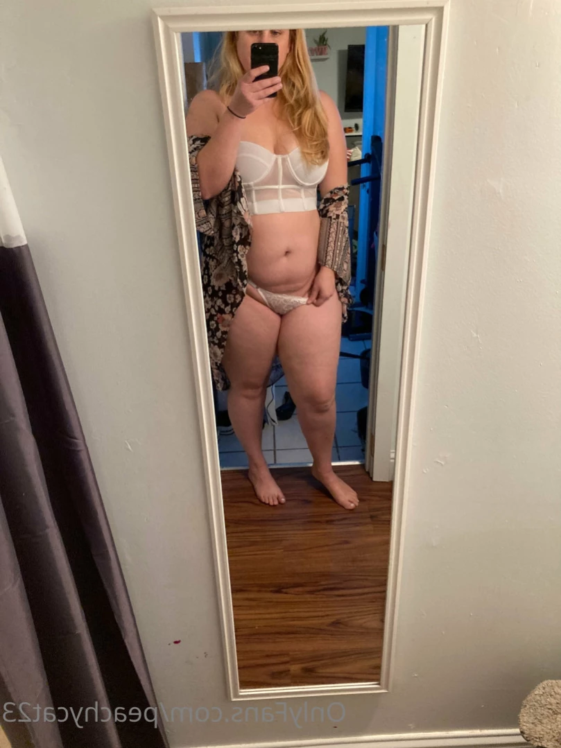Catie Peachwood [ catiepeachwood ] Onlyfans leaked photo 11050046 on Hotleaks.tv