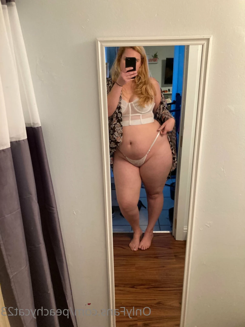 Catie Peachwood [ catiepeachwood ] Onlyfans leaked photo 11050068 on Hotleaks.tv