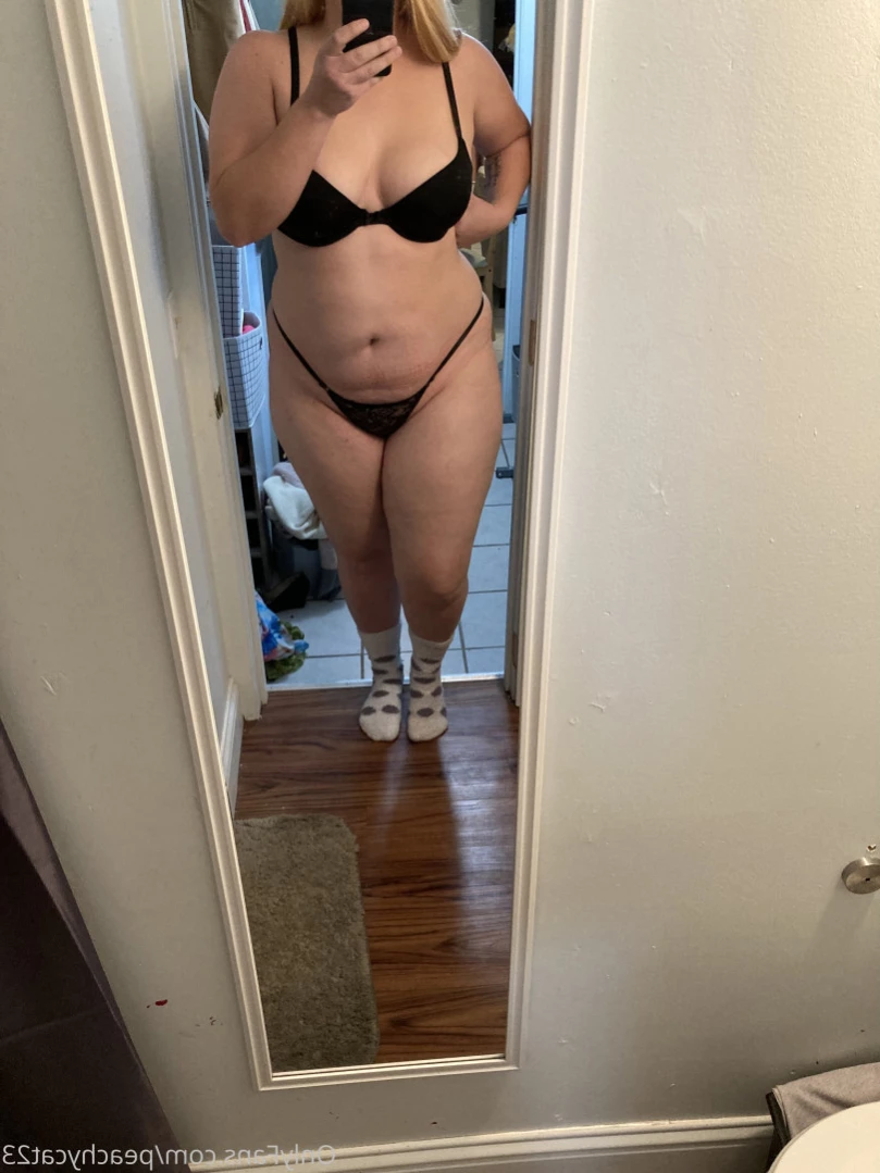 Catie Peachwood [ catiepeachwood ] Onlyfans leaked photo 11050770 on Hotleaks.tv