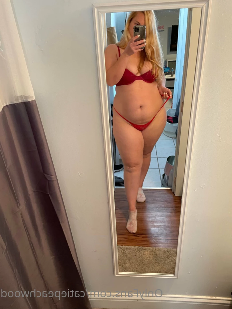 Catie Peachwood [ catiepeachwood ] Onlyfans leaked photo 11468625 on Hotleaks.tv