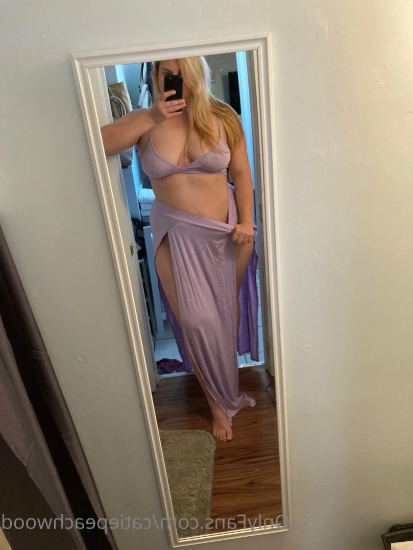 Catie Peachwood [ catiepeachwood ] Onlyfans leaked photo 13779508 on Hotleaks.tv