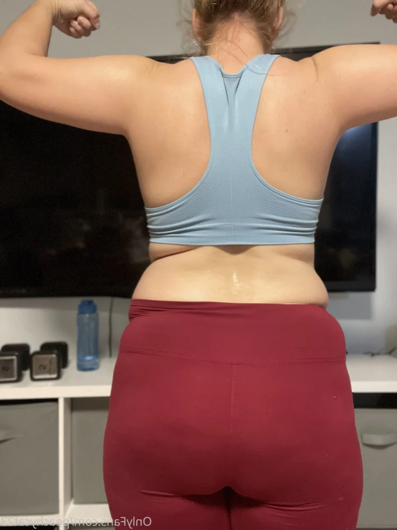 Catie Peachwood [ catiepeachwood ] Onlyfans leaked photo 14875713 on Hotleaks.tv