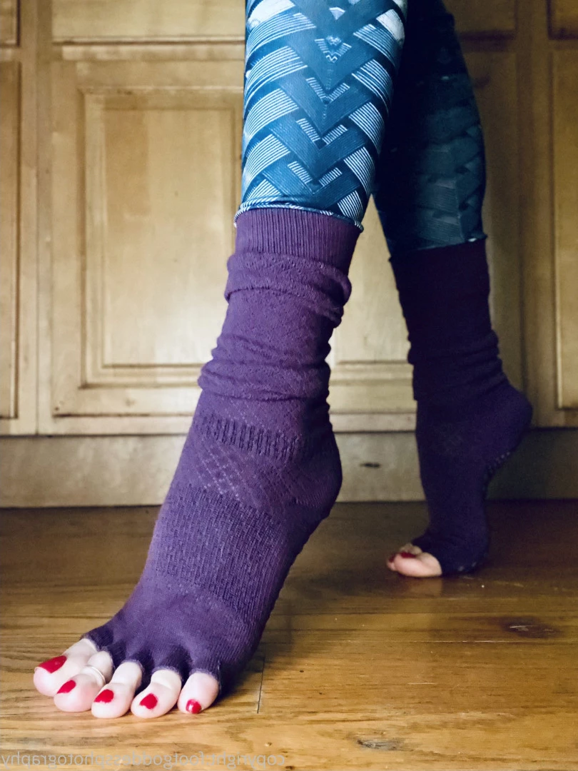 CatPrincess [ catprincessfeet ] Onlyfans leaked photo 7595071 on Hotleaks.tv