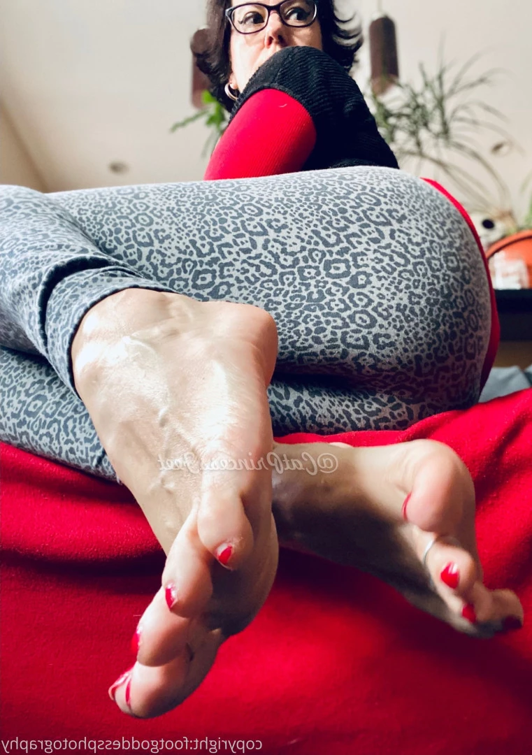 CatPrincess [ catprincessfeet ] Onlyfans leaked photo 7596331 on Hotleaks.tv