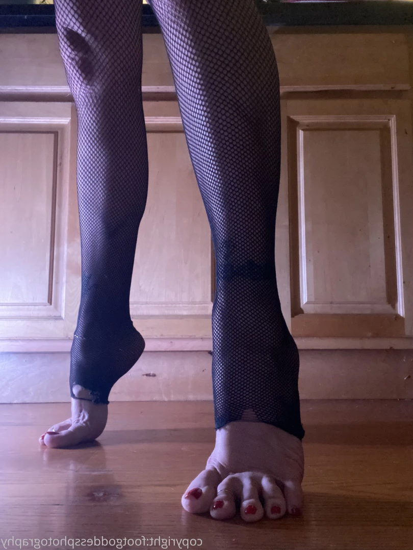 CatPrincess [ catprincessfeet ] Onlyfans leaked photo 7596386 on Hotleaks.tv