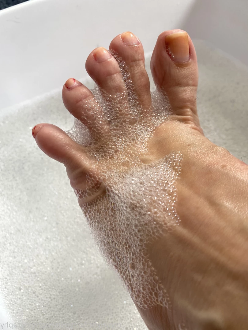 CatPrincess [ catprincessfeet ] Onlyfans leaked photo 7596573 on Hotleaks.tv