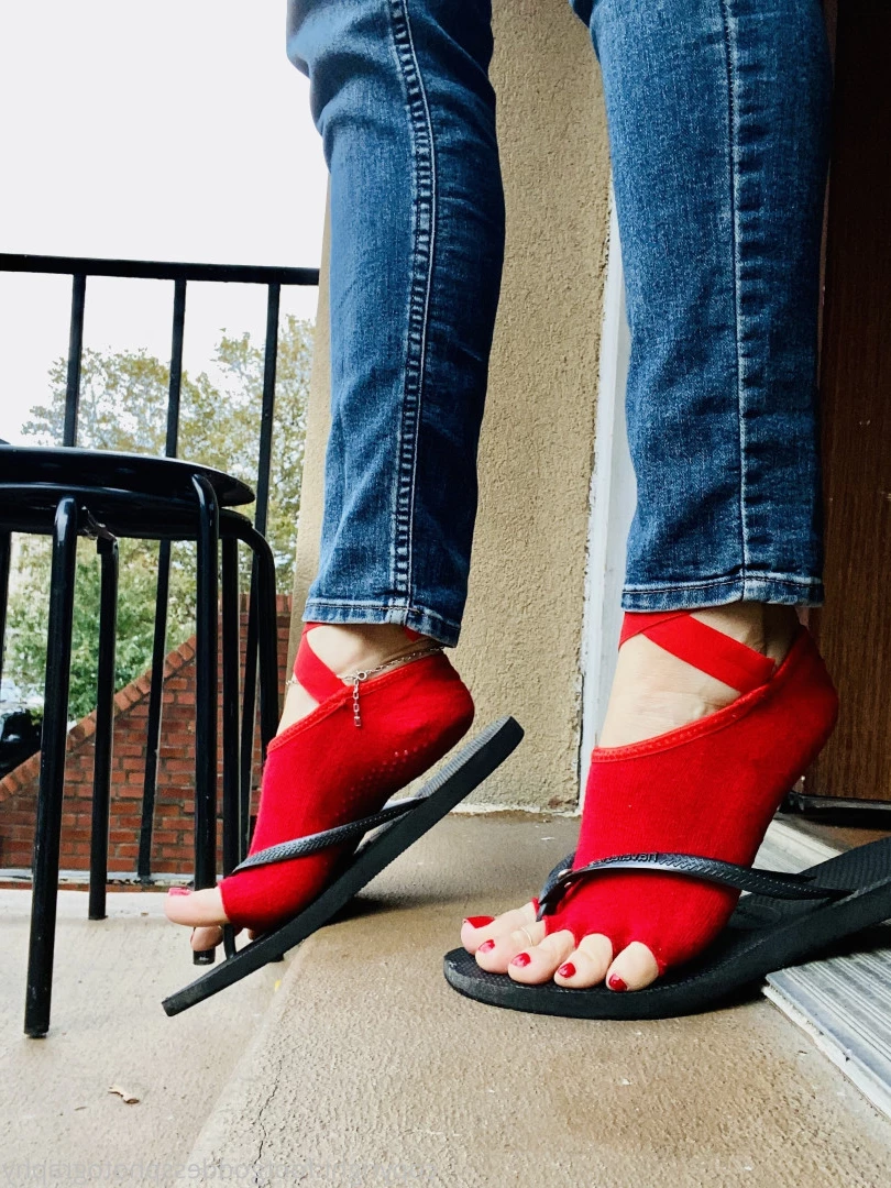 CatPrincess [ catprincessfeet ] Onlyfans leaked photo 7598049 on Hotleaks.tv