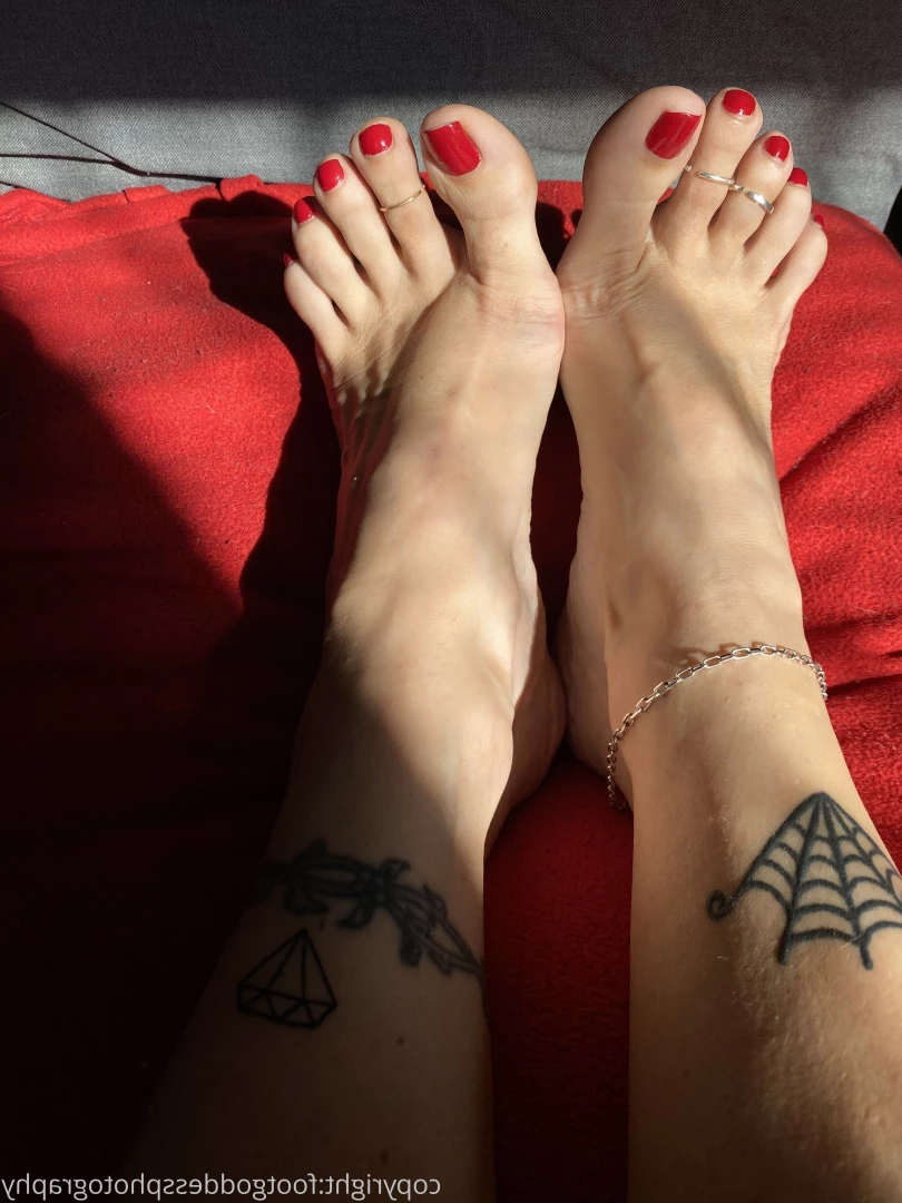 CatPrincess [ catprincessfeet ] Onlyfans leaked photo 7598384 on Hotleaks.tv