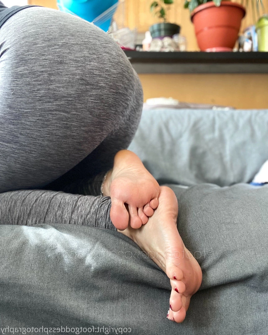 CatPrincess [ catprincessfeet ] Onlyfans leaked photo 7599328 on Hotleaks.tv