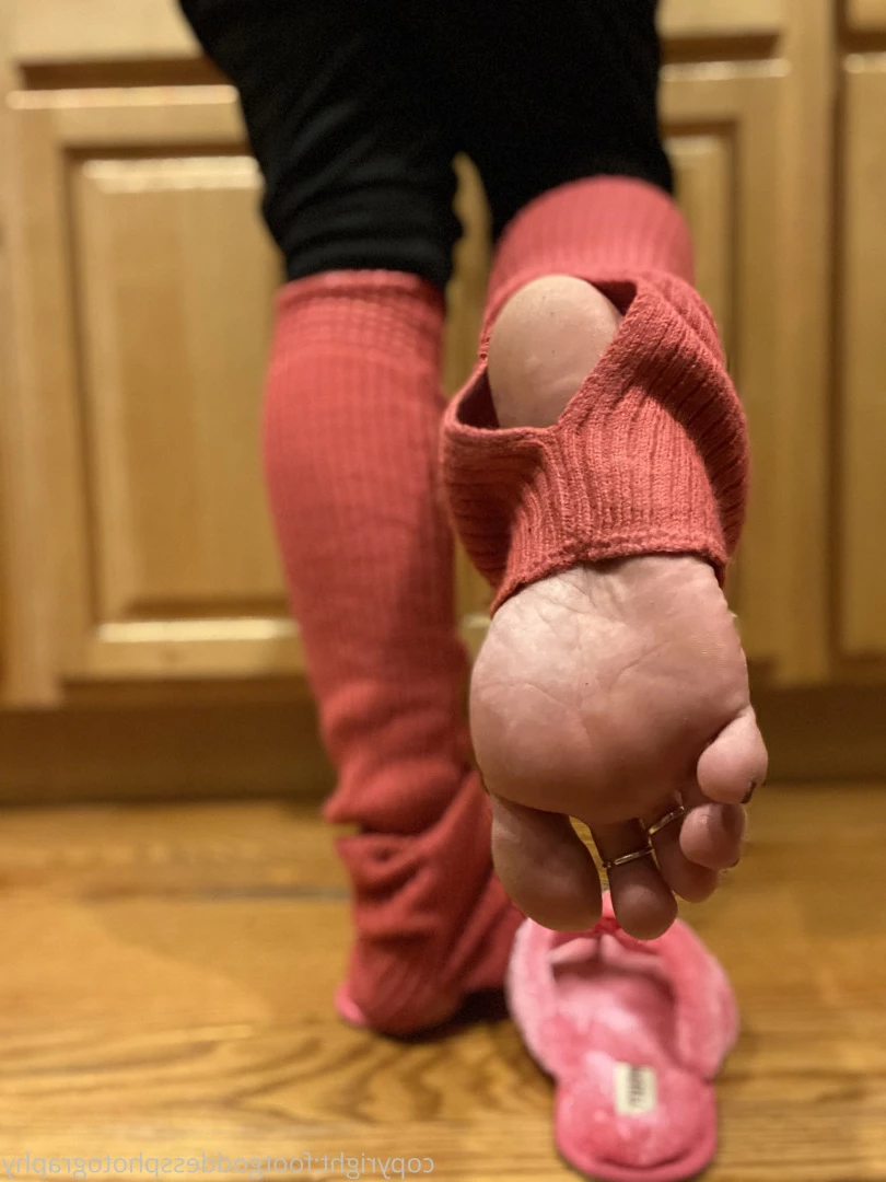 CatPrincess [ catprincessfeet ] Onlyfans leaked photo 7616998 on Hotleaks.tv