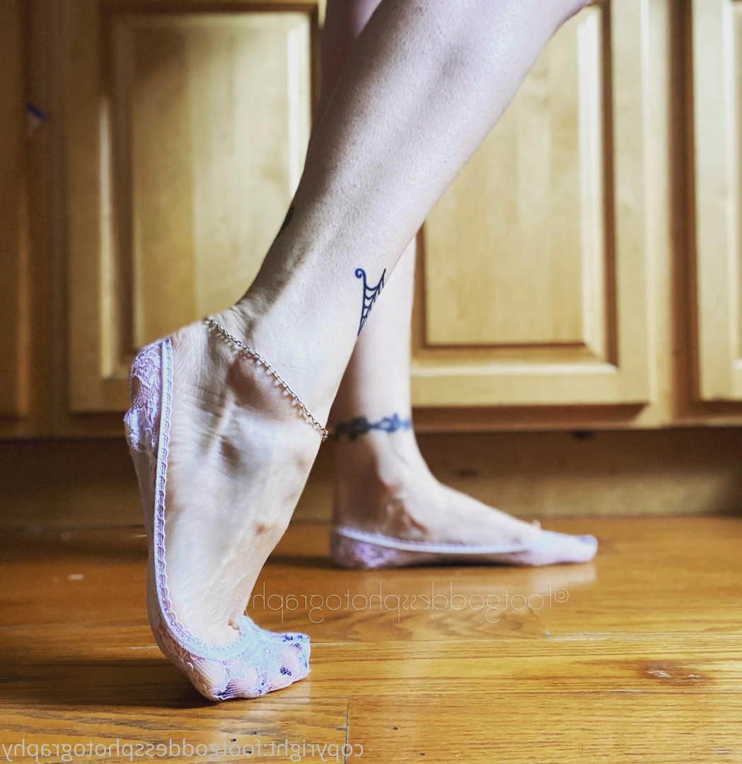 CatPrincess [ catprincessfeet ] Onlyfans leaked photo 7618396 on Hotleaks.tv