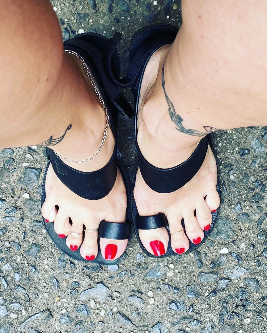 CatPrincess [ catprincessfeet ] Onlyfans leaked photo 7628974 on Hotleaks.tv