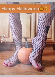 CatPrincess [ catprincessfeet ] Onlyfans leaked video 7745208 on Hotleaks.tv